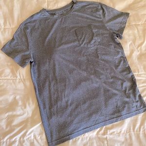 rumi+ryder brand moisture wicking Tshirt, new